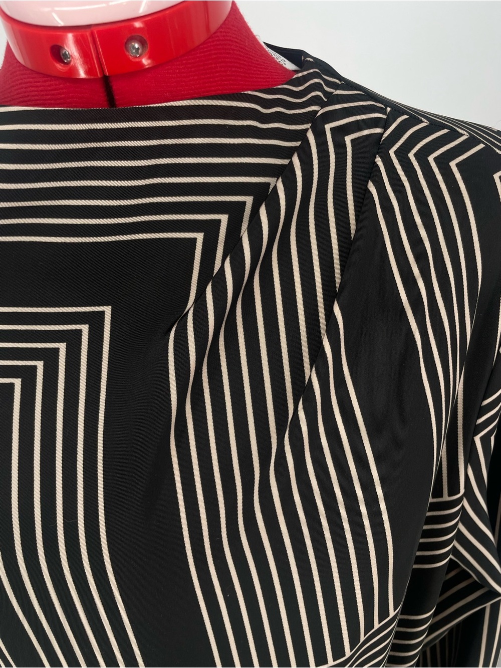 H&M Black Cream Geometric Striped Draped Front Long-sleeve Work Blouse - Picture 5 of 8